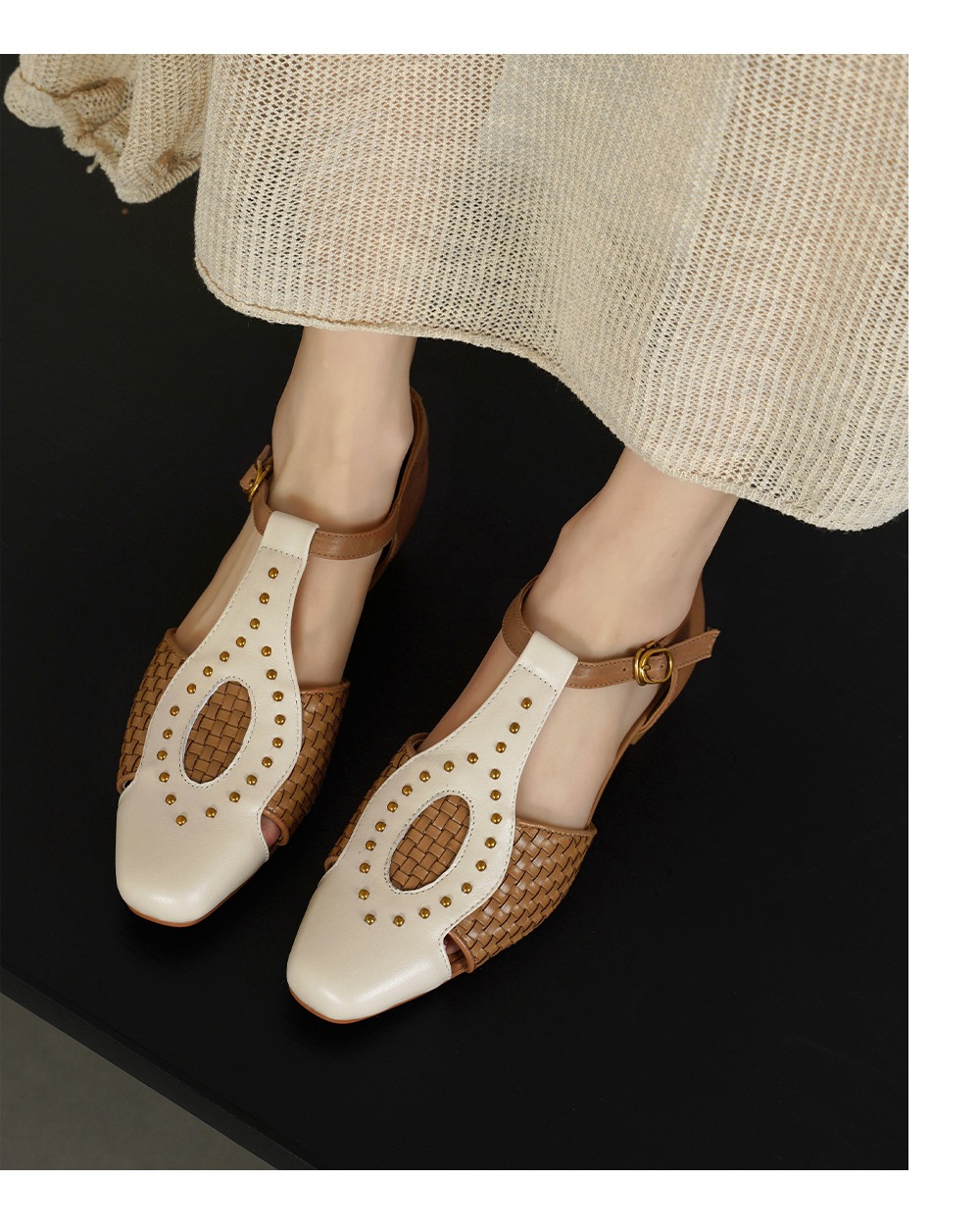 Sandal nữ mũi nhọn gót thấp da bò đinh tán phong cách La Mã — đen chi tiết 8