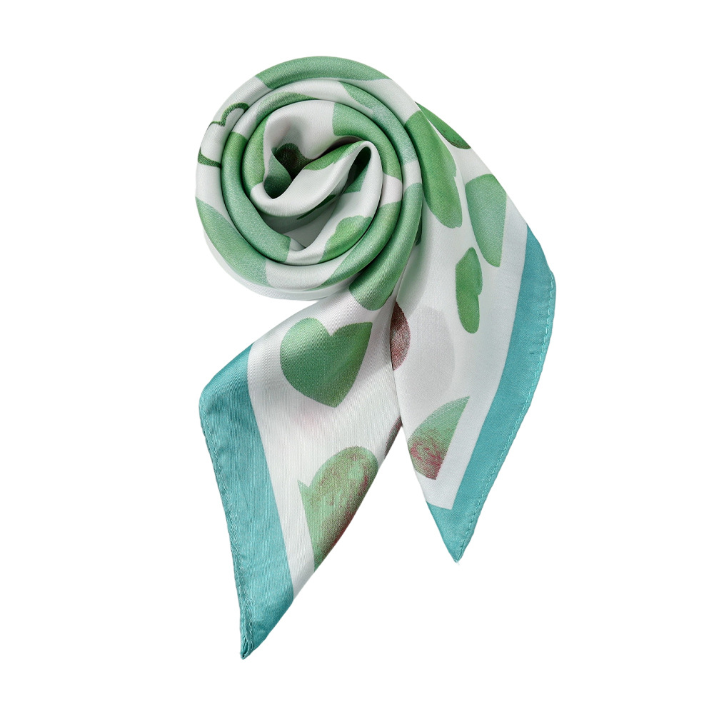 Bufanda de seda japonesa pequeña, fresca, verde 70, con sentido de la atmósfera, bufanda de mujer, bufanda, bufanda de seda dulce, regalo de mano