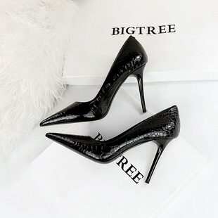 2025���¿�r�оW�t���������ԸМ\�ڸ߸�ЬŮЬ�����ٴ���^��Ь