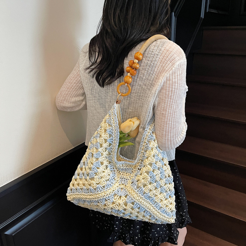 Beach Vacation Straw Woven Bag for Women 2026 New Versatile Commuter Shoulder Bag Artistic Niche Tote Bag Beach Vacation Straw Woven Bag for Women 2026 New Versatile Commuter Shoulder Bag Artistic Niche Tote Bag