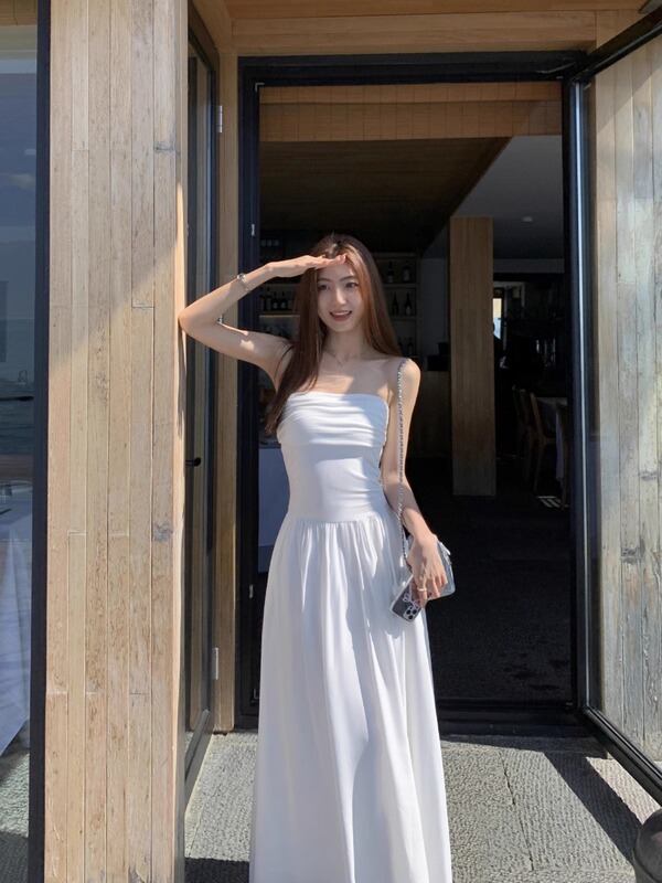 668# Two Wear Black off-shoulder dress Women's 2025 High-grade Temperament Shoulder-exposed Waist Long Dress Strapless Skirt