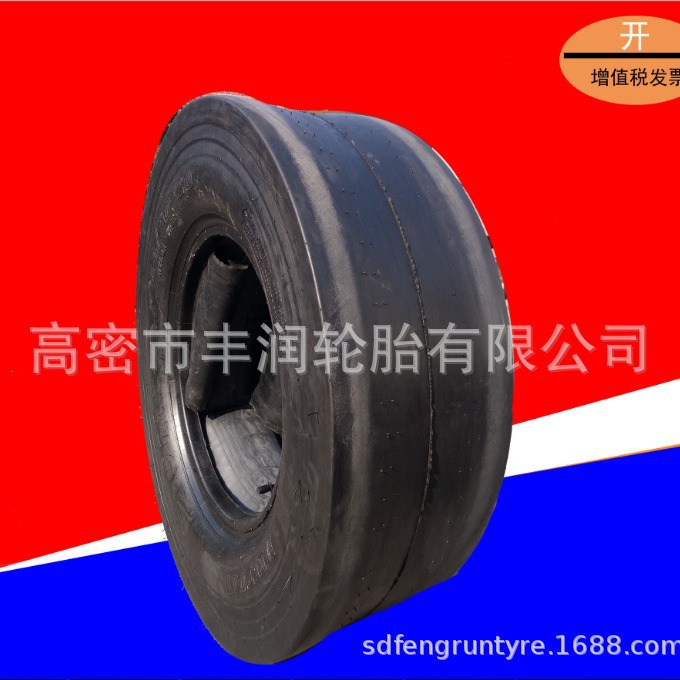 现货供应压路机轮胎14/70-20光面胶轮压路机轮胎14/70-20工程轮胎