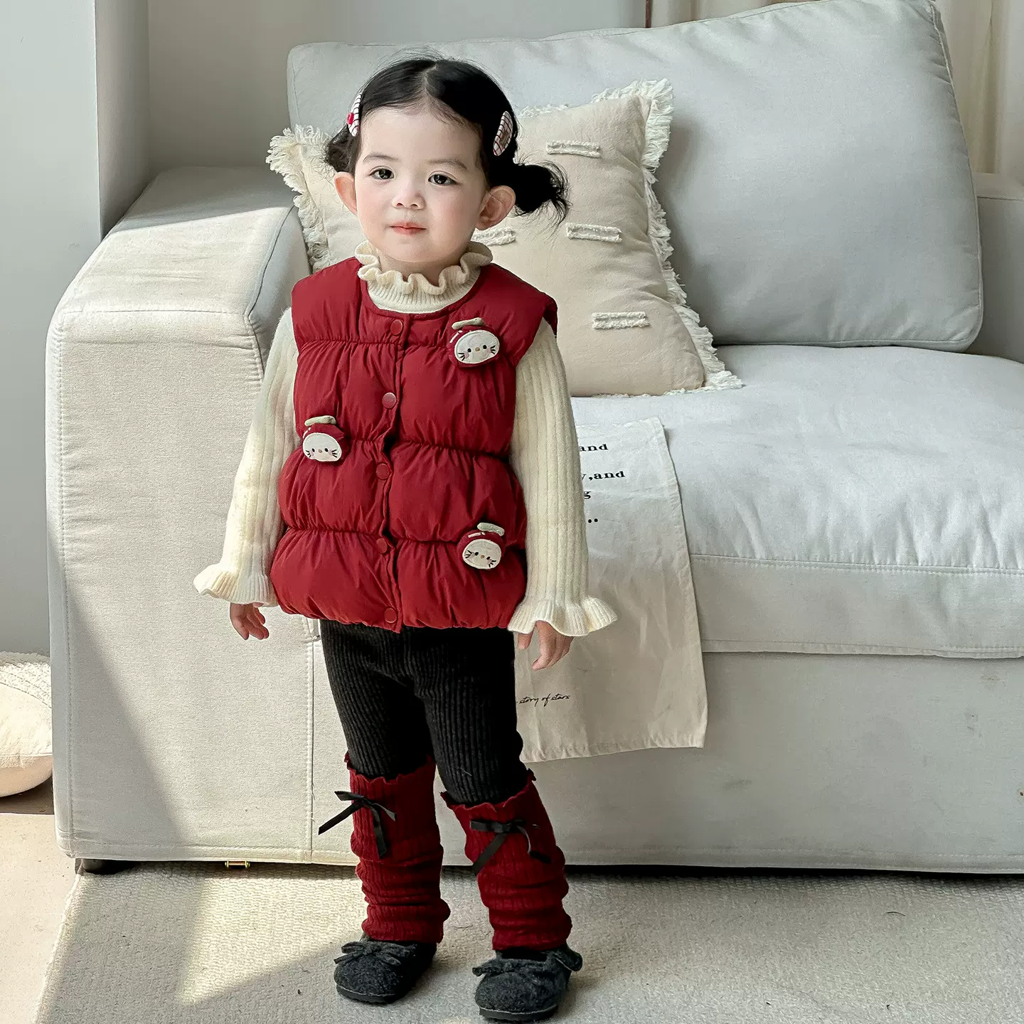 点兮2025秋冬新款婴幼儿棉马甲套装女宝夹棉外套毛衣毛线裤三件套