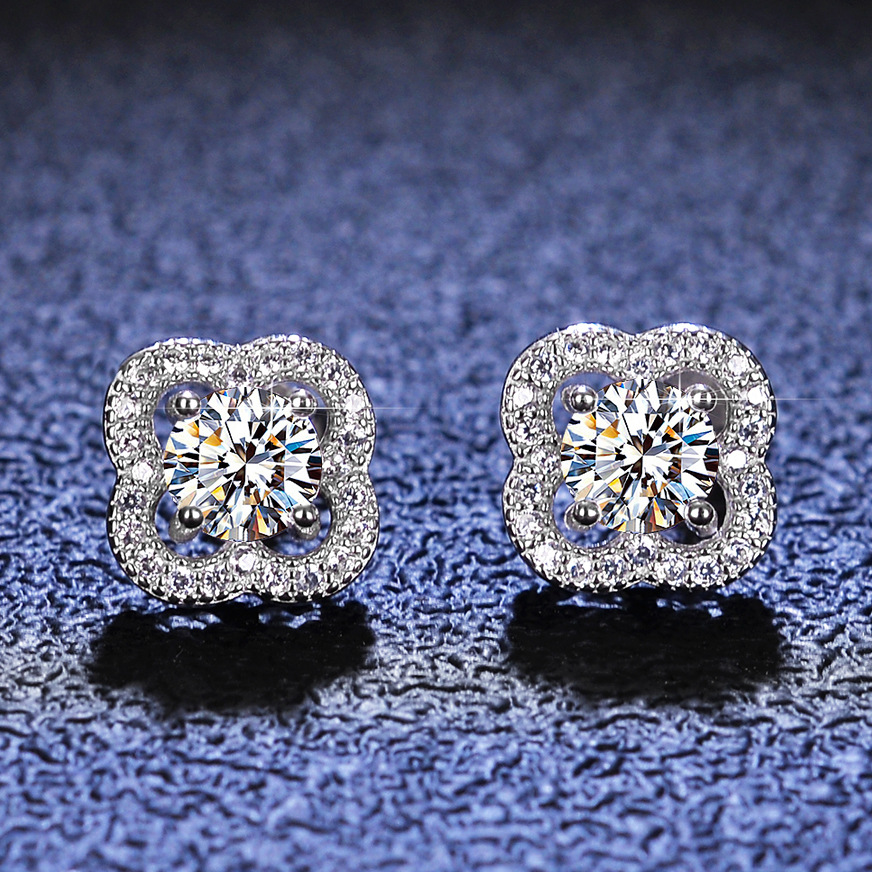 Style Simple Fleur Argent Sterling Incruster Moissanite Zircon Boucles D'oreilles display picture 1