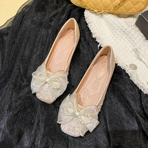  New Slip-on Flat Single Soft Sole Chickpea Shoes for Women, Gentle Match with Dresses, Fairy Grandmother Shoes with Late Wind