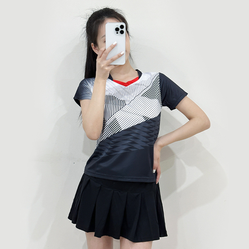 Nuevo conjunto de bádminton hombre y mujer ropa deportiva transpirable manga corta uniforme de entrenamiento de estudiantes impresión número de comercio exterior