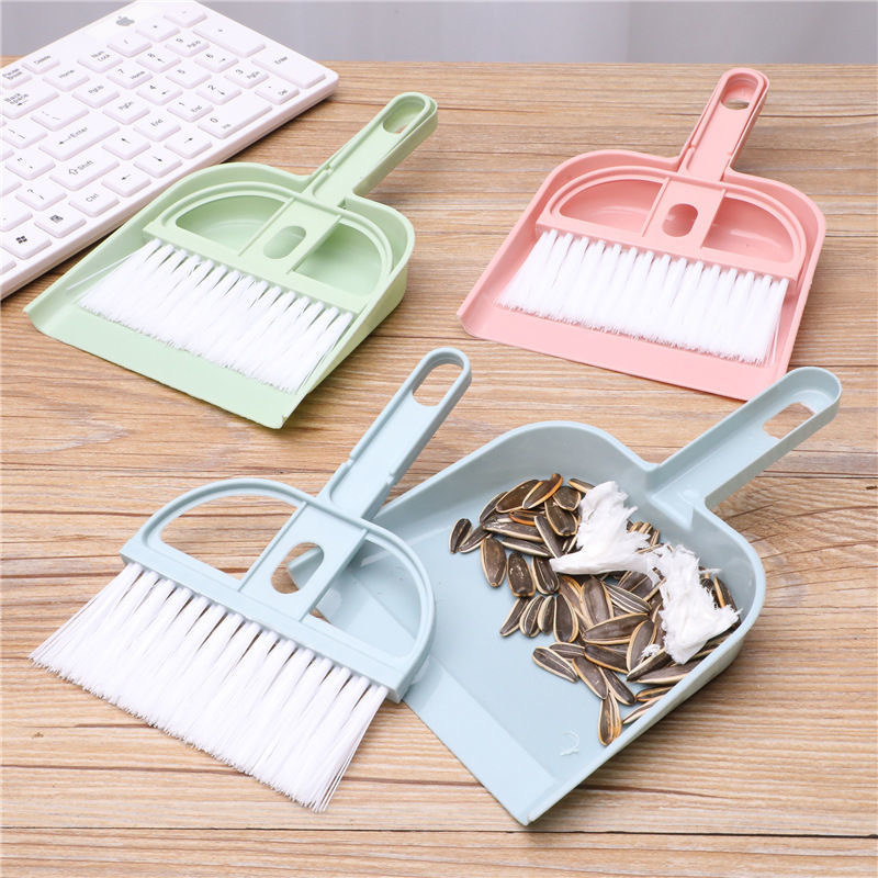 Desktop small broom dustpan set mini cleaning dustpan sweeping table brush creative keyboard cleaning car dustpan broom