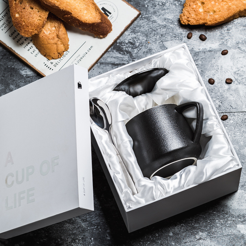 Taza de cerámica original Selección de tazas de café con tapa cuchara caja de regalo conjunto de bolsas LOGO grabado