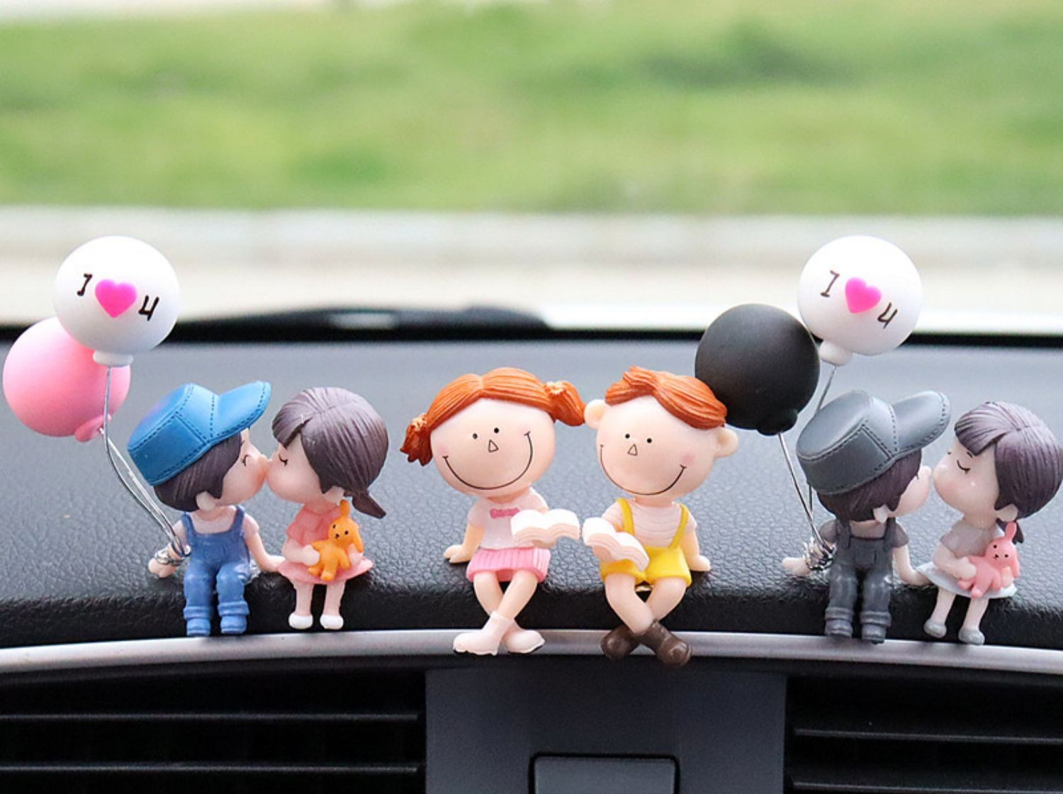 Figuras de acción de parejas de dibujos animados, decoración de coche, adorno de globo, accesorios de salpicadero Interior para niñas, regalos