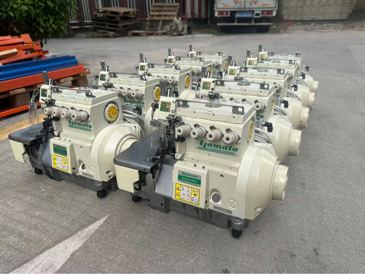 二手雅满桃四线锁边机整套直驱静音包边家用及骨缝纫机厚薄通用