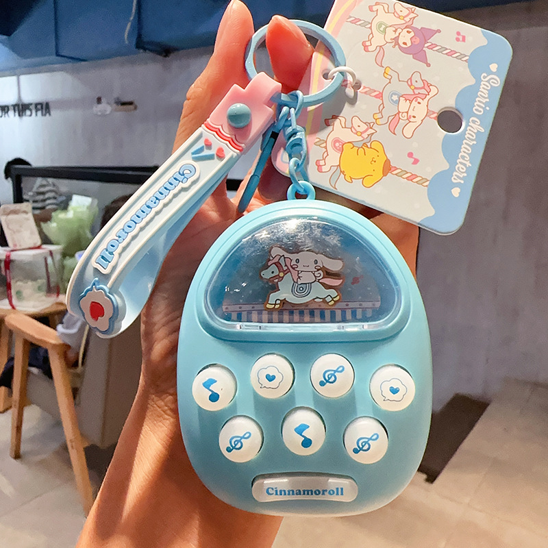 2026年新作正規品サンリオクロミぬいぐるみキーホルダー女性向け可愛いハローキティぬいぐるみカメラ小物