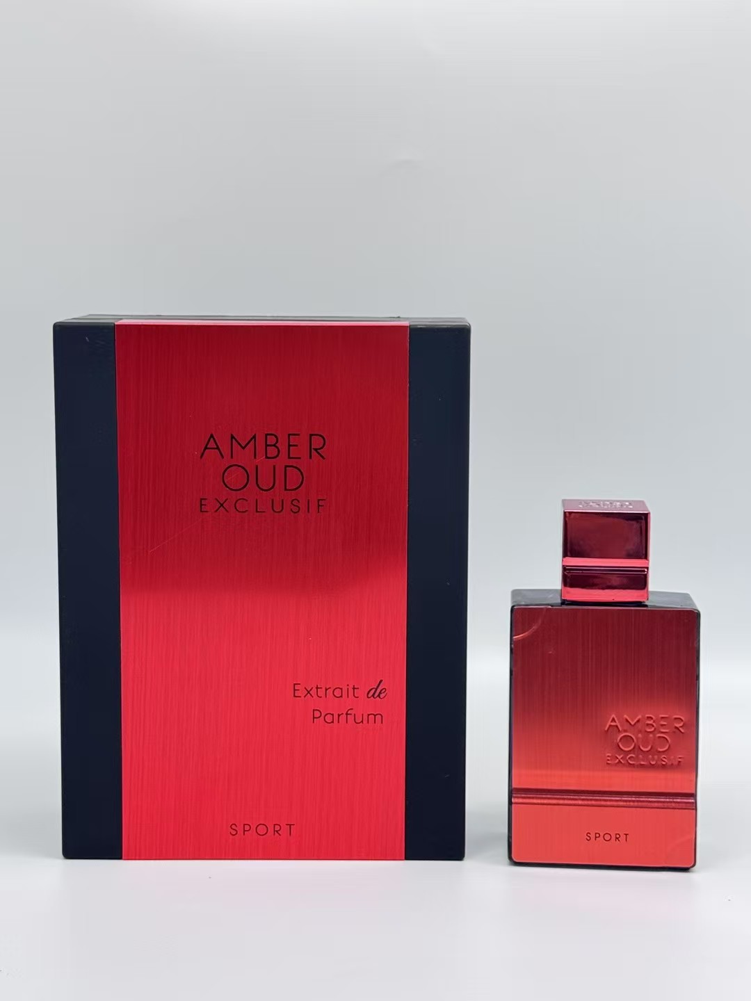 빨간색과 검정색