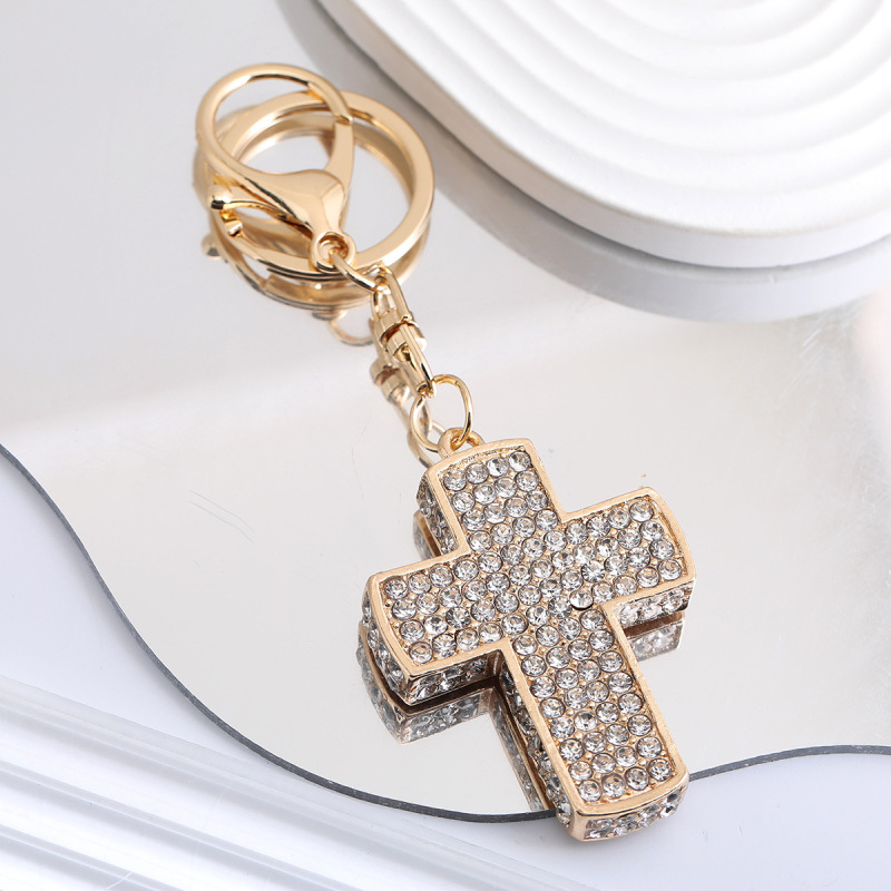 Cross-border diamond-encrusted three-dimensional cross key chain car key chain metal pendant women's bag accessories pendant gift