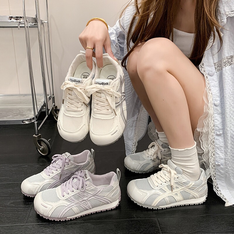 2026 lace-up spring-summer mesh new model sneakers, sports shoes, German training shoes, breathable Korean-style casual women's soft-soled shoes 2026 lace-up spring-summer mesh new model sneakers, sports shoes, German training shoes, breathable Korean-style casual women's soft-soled shoes