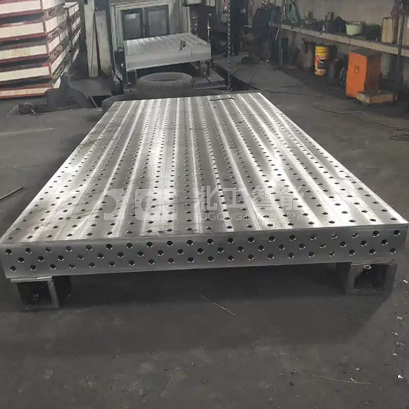 铸铁平台三维柔性焊接台夹具定位尺角方箱6米 拼接板台面激光焊台