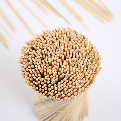 2.0-5.0mm BBQ Bamboo Skewers Hot Pot Skewers Lamb Skewers Customized 2.6kg Disposable Bamboo Skewers