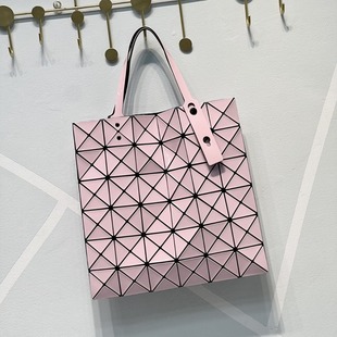 ��լ����׺ΰ���Ů�r�аٴ�μ��ͨ�ڴ����������������NŮ��