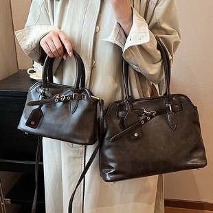 Strict Texturous Soft Large Capacity Tote Bag Women's 2024 New Fashion Retro Lock Shoulder Underarm Bag