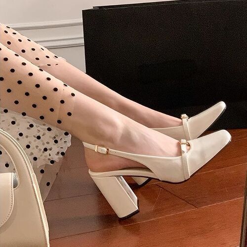 Designer-style midsole wedge sandals for spring and summer, with a vintage, minimalist, and casual high-top design, showcasing long legs.