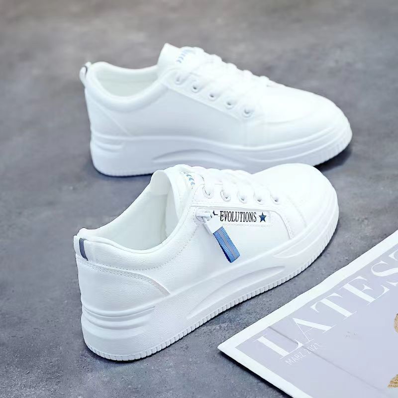 Pequeños zapatos blancos mujer 2025 verano nuevo estilo zapatos de mujer zapatos de estudiante de todo fósforo zapatillas de deporte para niñas zapatillas deportivas casuales coreanas