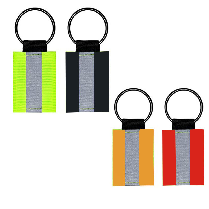 Factory Direct Sales Reflective Safety Buckle Pendant Keychain Backpack Cycling Reflective Accessories Promotional Gifts Giveaways