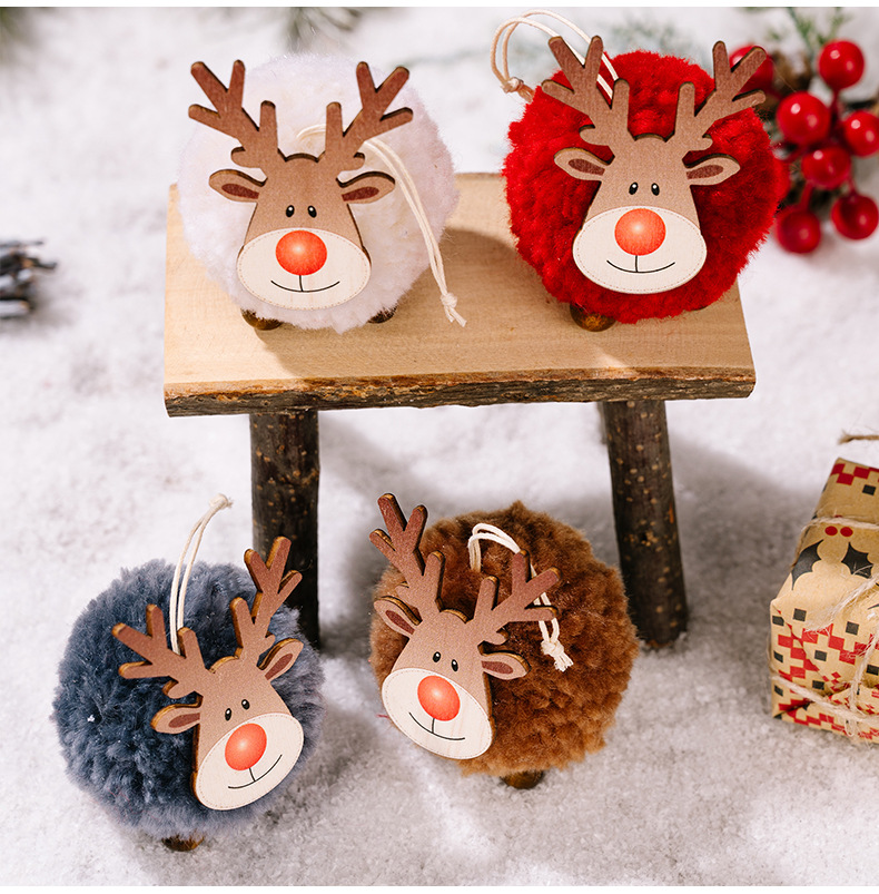 New Christmas decorations Large lamb pompoms elk pendants Festive Christmas tree pendants_voghion.com
