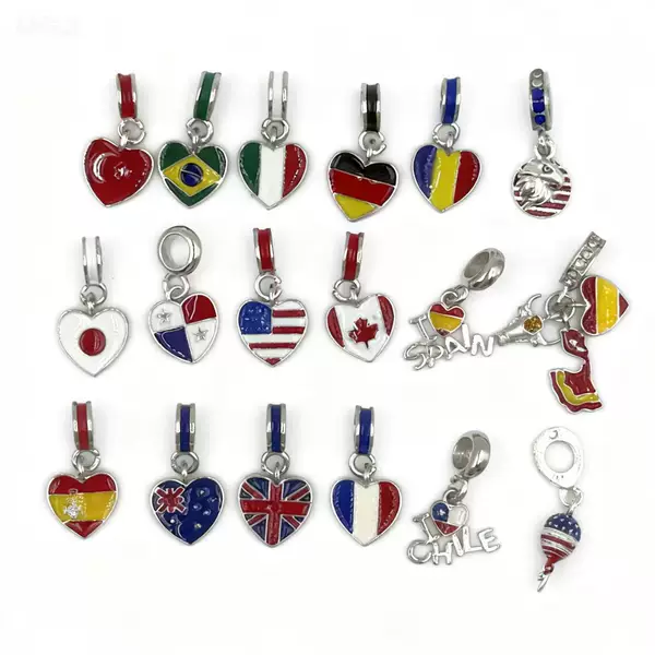 Hot-Selling DIY National Flag Pendants, Large-Hole Beads, Bracelet Accessories, Wholesale Popular Pendants, Handmade Crafts