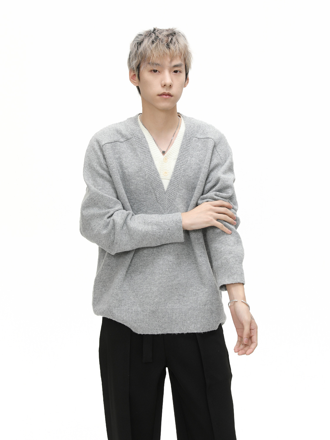 MTLCLOTHES Hombres| Viento perezoso V-collar falso dos piezas de moda de lana mezcla de punto suéter suelto de moda