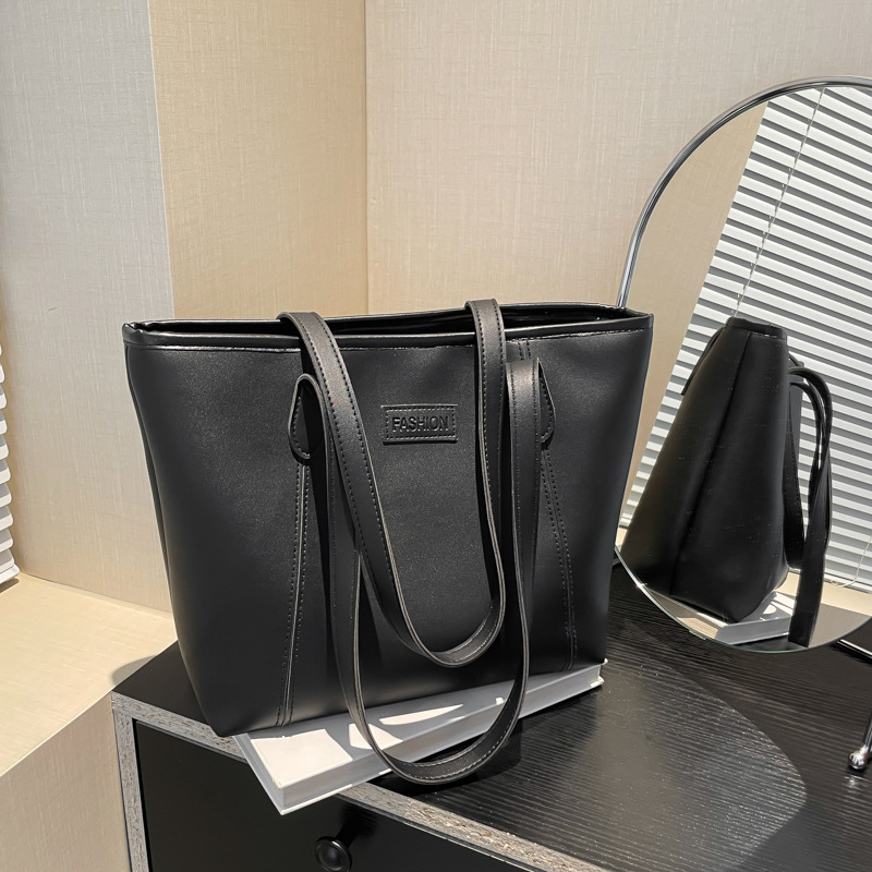 Bolsas de trabajo de gran capacidad de transporte coreano para mujeres 2024 nuevas bolsas de hombro de moda retro