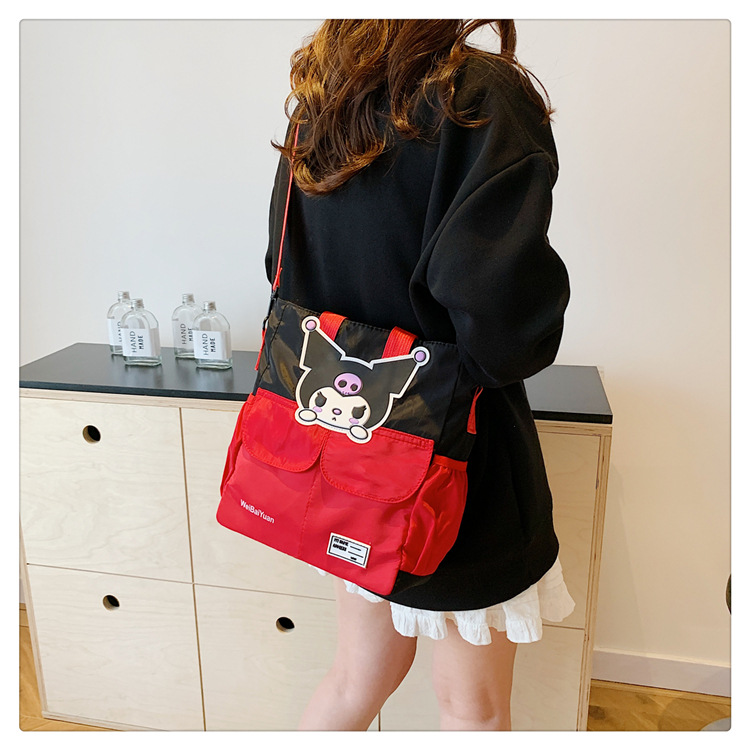 A new, versatile, large-capacity single-shoulder crossbody bag with a cute and girlish heart for student tutoring in the Korean version of Instagram undefined