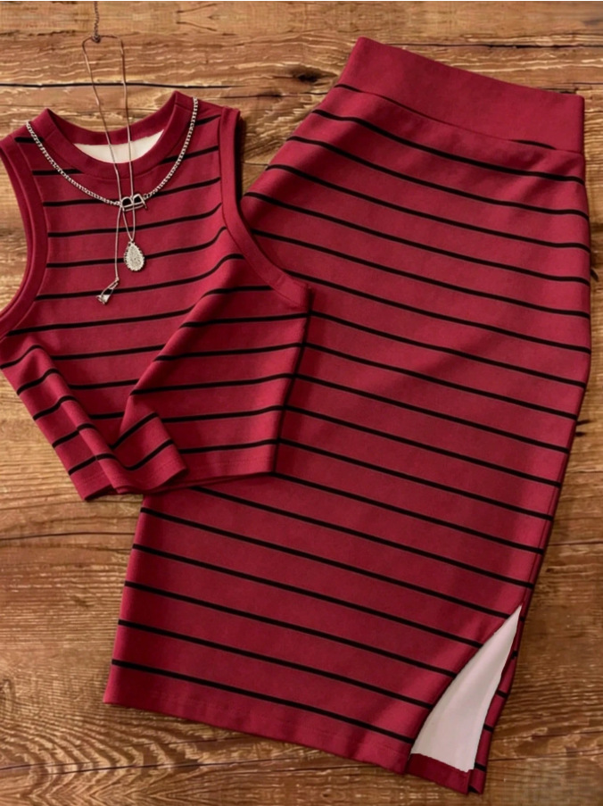 Blusa corta sin mangas de punto roscado para mujeres transfronterizas con traje de falda corta casual y elegante juego de dos piezas