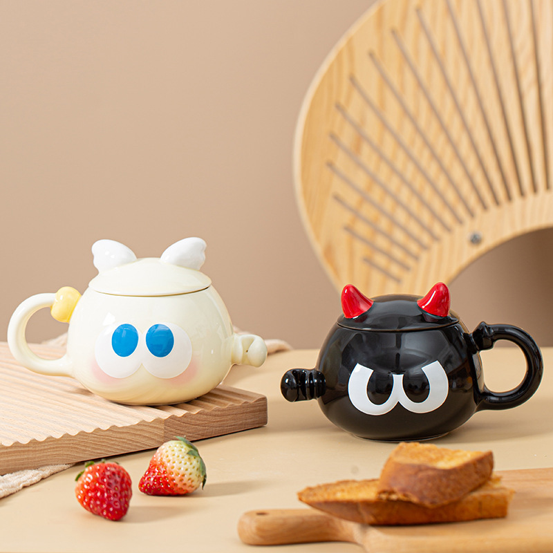 Taza de dibujos animados linda taza de agua de cerámica taza de desayuno taza de leche taza de pudín de diablo de ángel regalo de novia