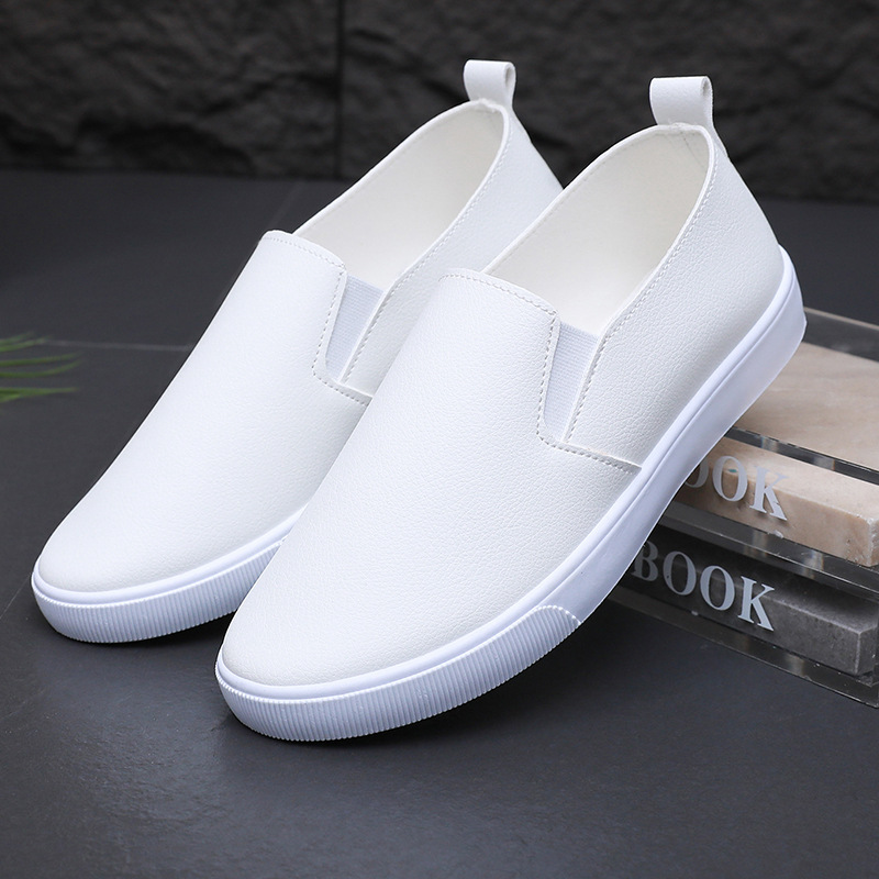 Leather White Slip-On Shoes for Female Nurses, 2026 Spring/Summer Flat Sneakers, Breathable Student Slip-Ons, Mom Shoes