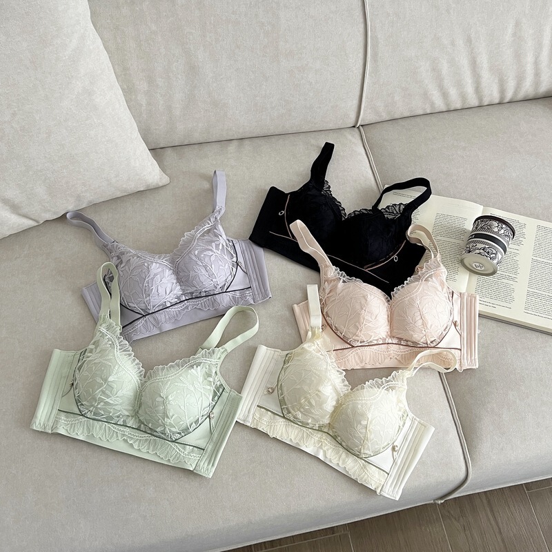 Cinema High-end Warm-sensitive Maintenance Small Chest Gather-up Underwear Women's Sexy Lace Non-steel Ring Adjustable Bra