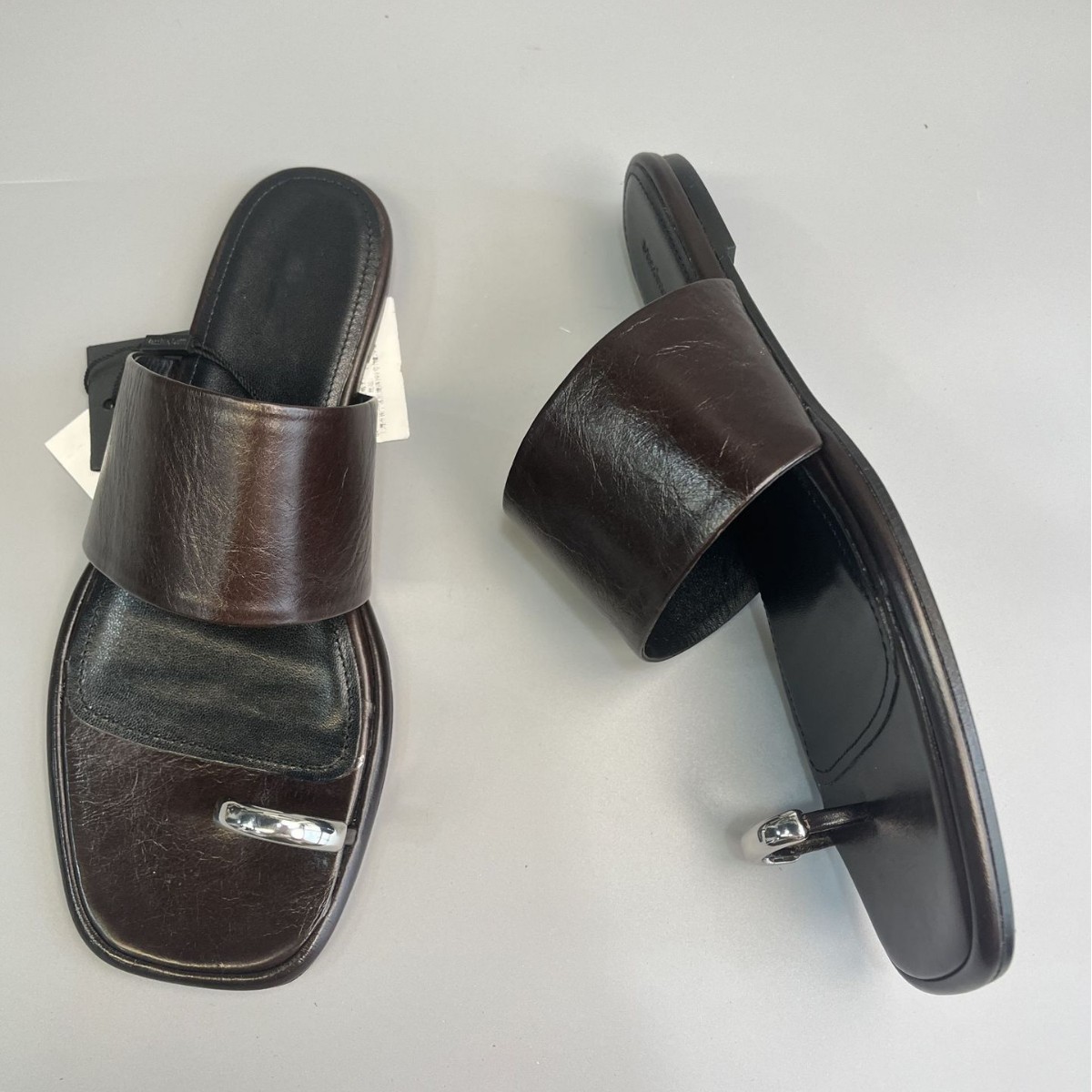 Spanish MD Women's S, Genuine Slippers, Slip-on Sandals With Split Toe, Cracked Leather Beach Sandals, Casual Flat_vogvips.com