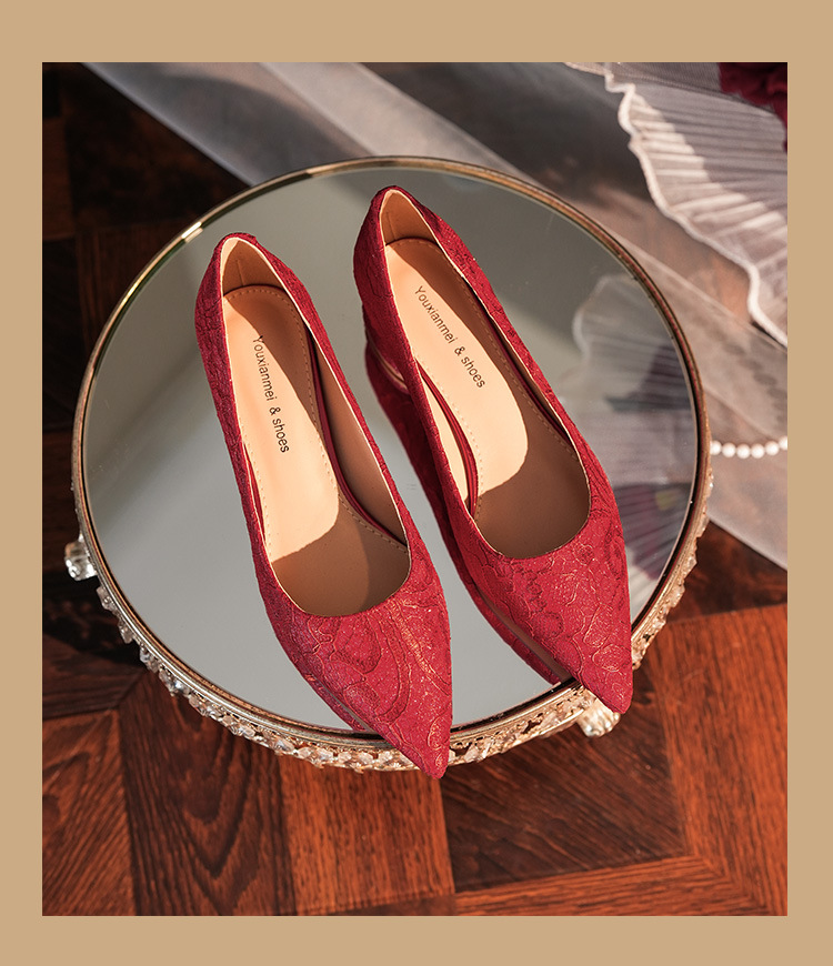 3333G Scarpe da donna con tacco basso, in raso, a punta, rosse, comode ed eleganti, per damigelle d'onore e feste_voghion.com