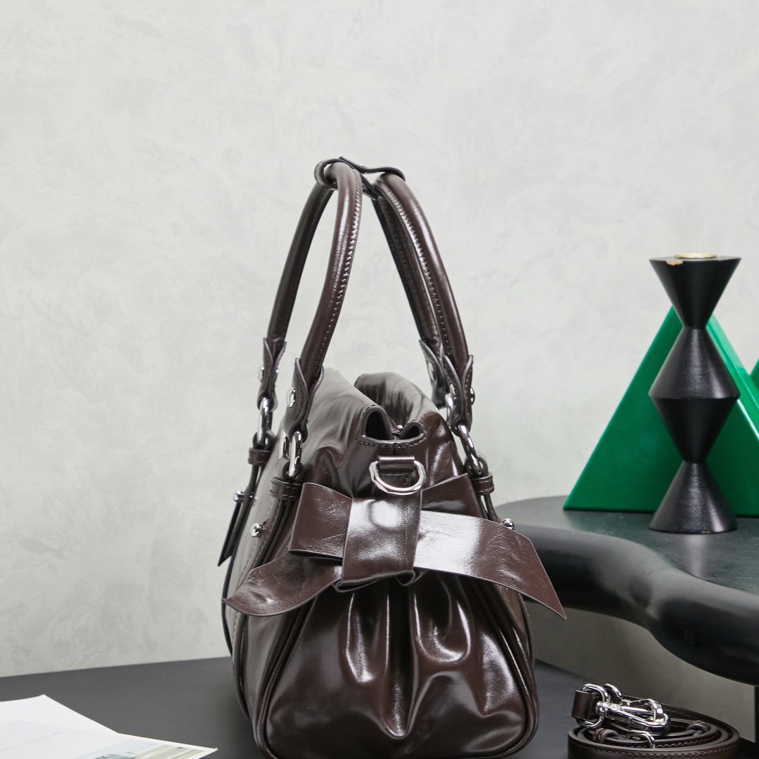 M-Style Oil Wax Leather Motorcycle Bag - New Retro Sweet & Cool Foldable Zipper Bow Handle Crossbody Commuter Bag - Thumbnail 2
