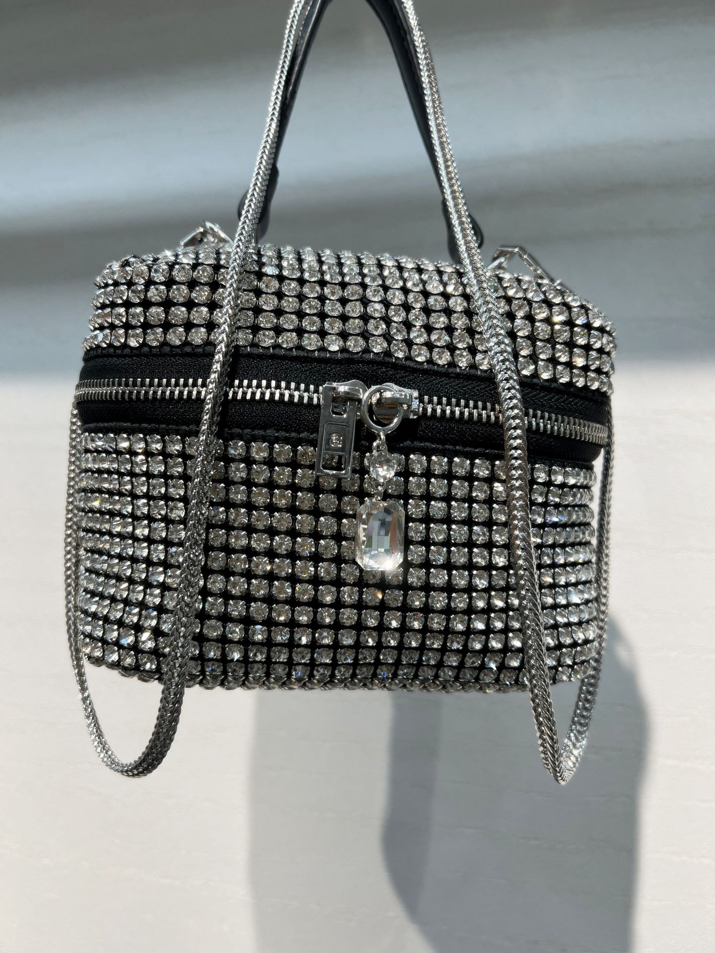 Bolsa de gala bolsa de mujer llena de diamantes bolsa de cubo con diamantes 2022 bolsa de mujer crossbody gran rey bolsa de diamantes pic 16
