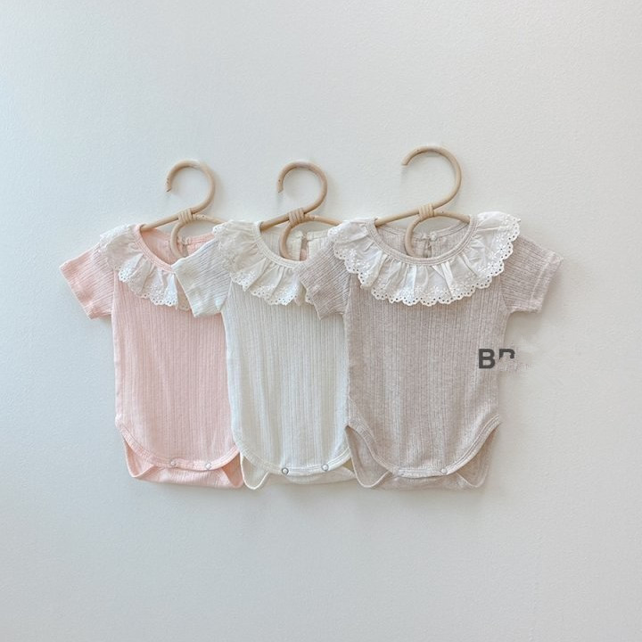 Baby outwear verano ropa de bebé 2025 verano ropa infantil coreana niñas collar de flores junkie