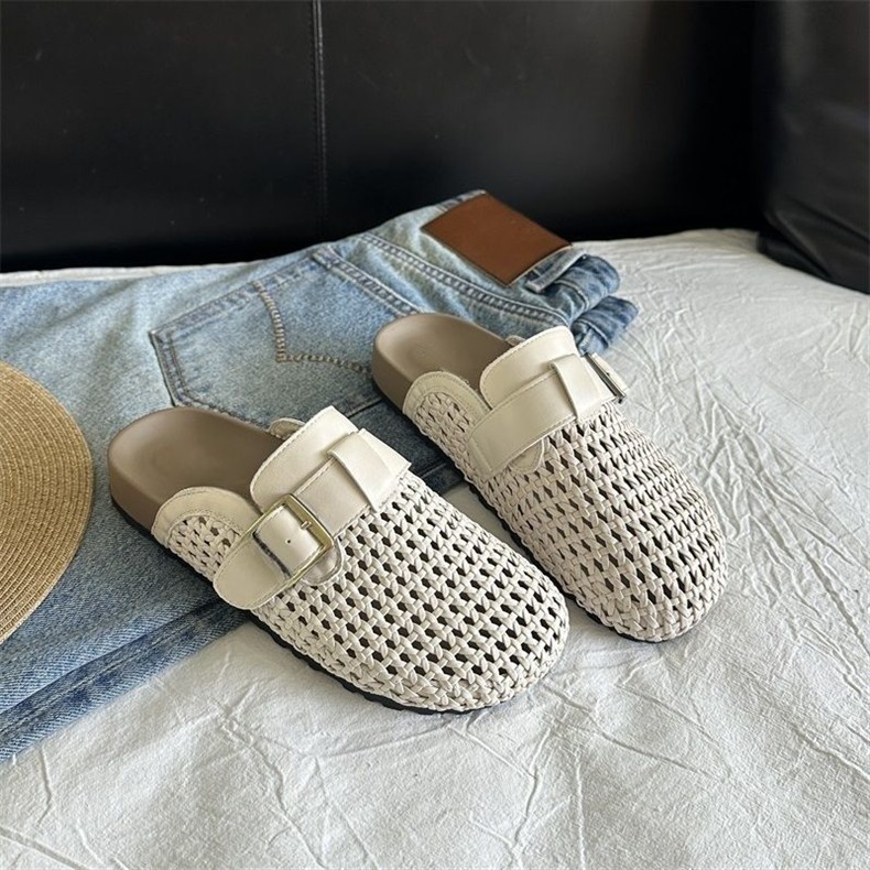 Women's Breathable Openwork Closed Toe Slippers Casual Sandals_voghion.com