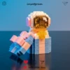 Luminous gift box astronaut 472pcs [color box installation]