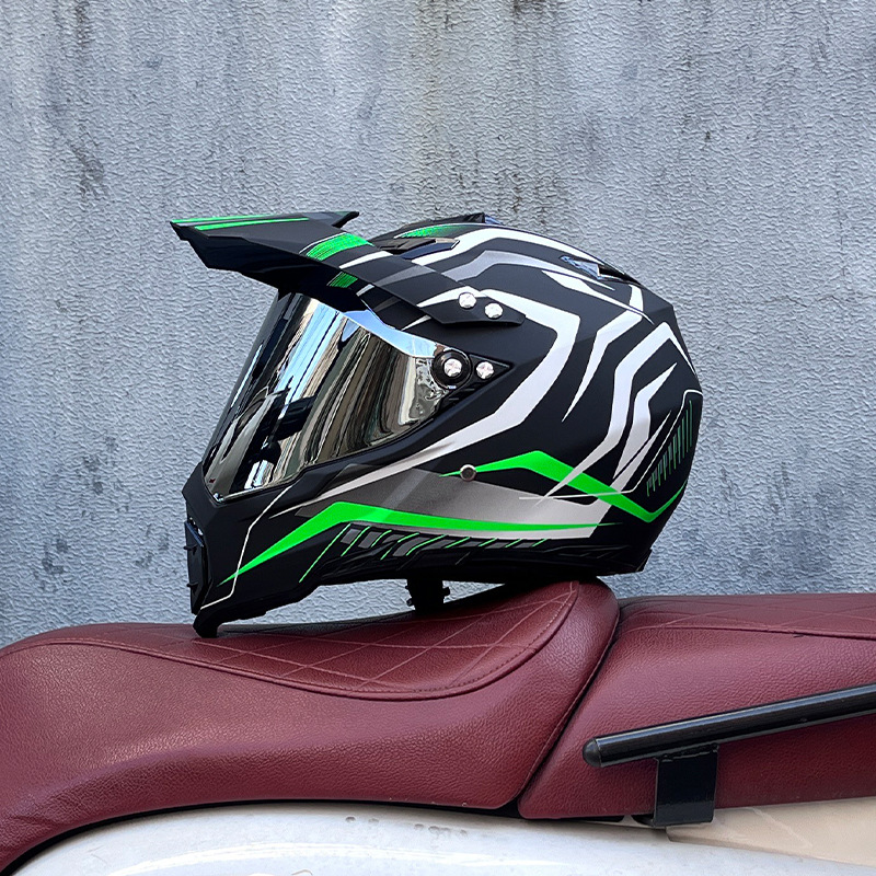 Casco de campo traviesa Casco de carreras de motos Casco de carretera Casco de doble propósito para hombres y mujeres Casco de tracción de cuatro estaciones Casco completo Orz