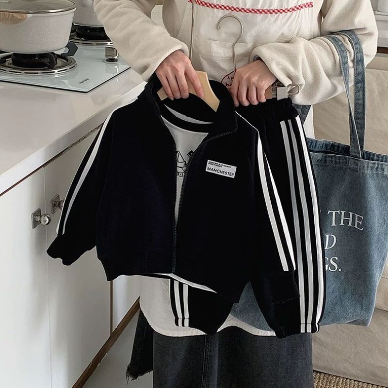 Boys' Spring and Autumn Sporty Stylish Suit for Young Children 2026 New Fashion Sweatshirt and Long Pants Trendy Two-Piece Set