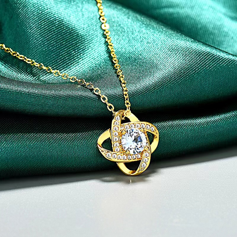 황금 네잎 클로버 목걸이