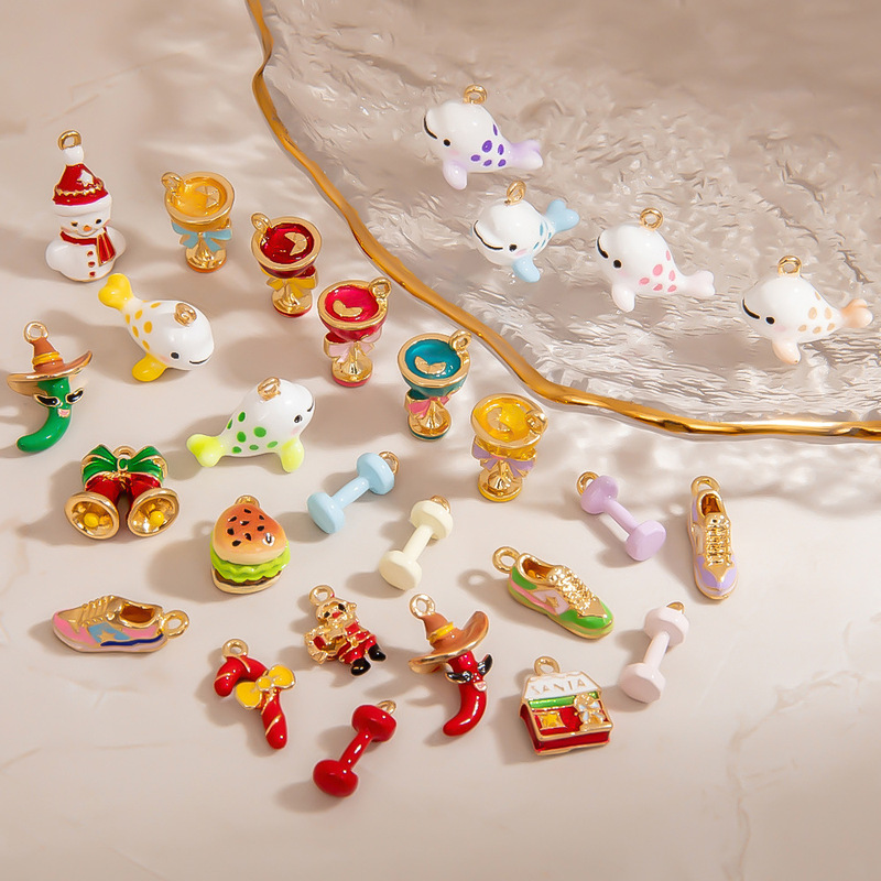 クロスボーダー DIY ジュエリー アクセサリー漫画子供のようなクリスマス新しい小さな雪だるまベルペンダントニッチ立体アクセサリー|undefined