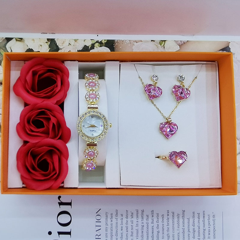 粉色爱心 玫瑰花礼盒