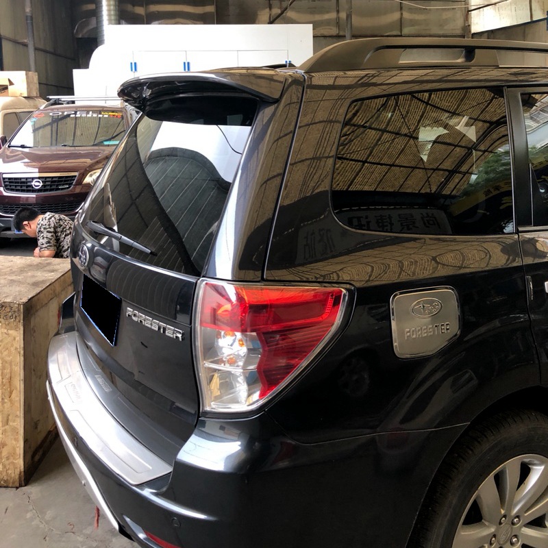 Suitable for 2008-2012 Subaru Forester Rear Wing Modification Special Rear Top Wing Spoiler Decoration with Lights