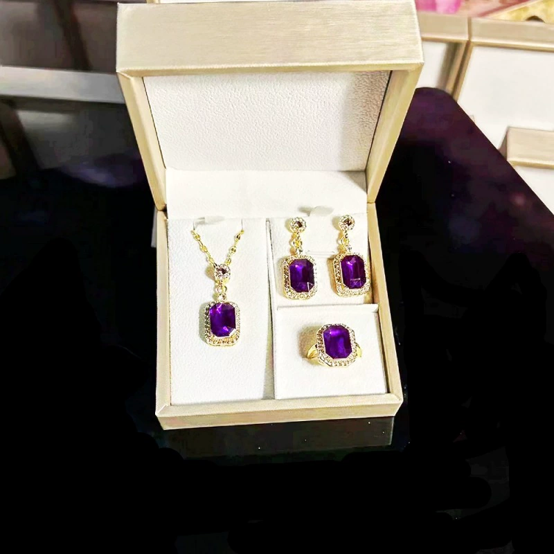 П pendant?