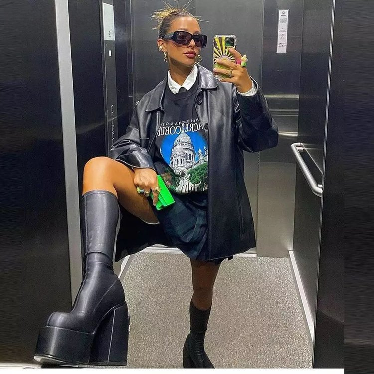 2021 Europäische und amerikanische Herbst- und Winterstiefel mit großen, runden Zehen, dickem Absatz und dünnen Beinen, elastischen Stiefeln für Damen aus PU in großen Größen_voghion.com