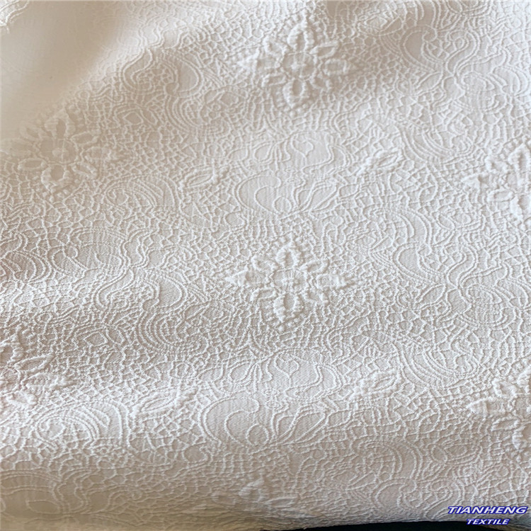 厂家直供春夏秋涤纶提花布  改良旗袍汉服女装衬衫连衣裙童装布料